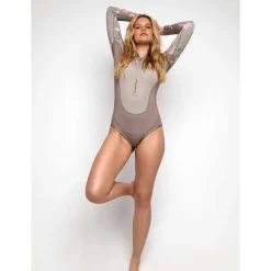 Loum Shorty manga larga cremallera frontal para mujer Aquabelle